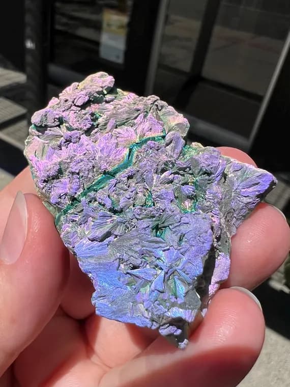 Moonbeam aura fibrous velvet malachite