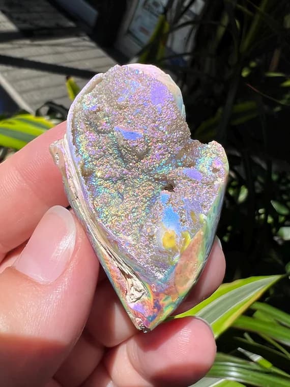 Gorgeous Moonbeam aura Quartz Druzy shell, rare druzy shell