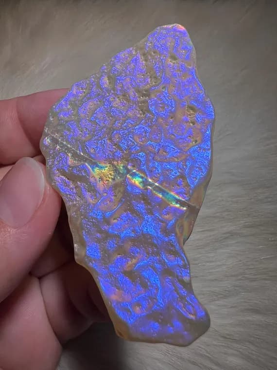 GLOWING Moonbeam aura Pink Chalcedony