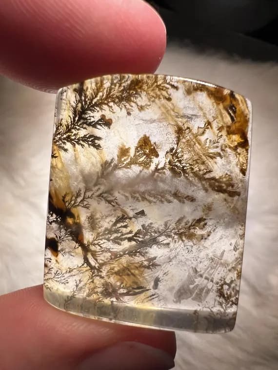 Hematite included dendritic girasol quartz