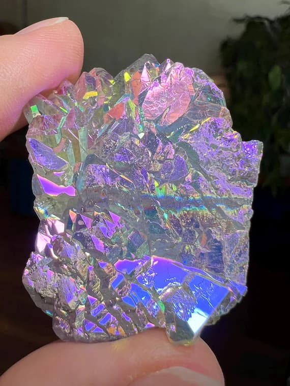 Moonbeam Aura Karur Amethyst Flower