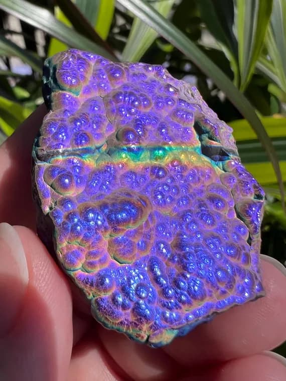 GLOWING moonbeam aura bubbly Botryoidal Hematite